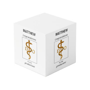Doctor in de osteopathie Afstuderen gefeliciteerd Kubus