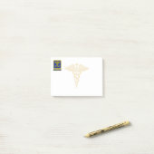 Doctor in de osteopathische geneeskunde post-it® notes (Op bureau)