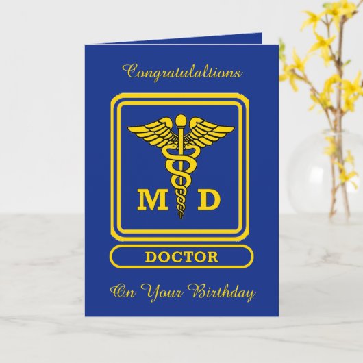 Doctor MD Custom Birthday Kaart (Gele Bloem)