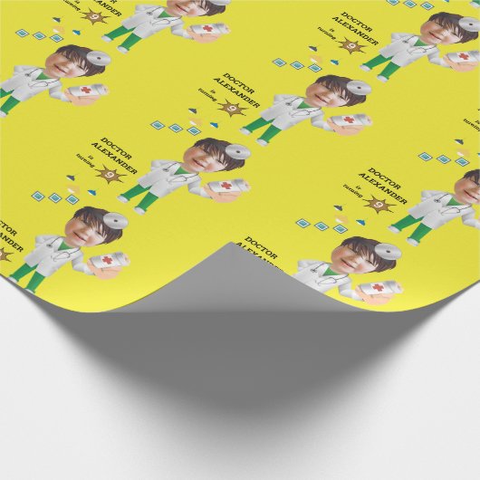 Doctor Medical BOY Fotosensationele FUN Birthday Cadeaupapier (Hoek)