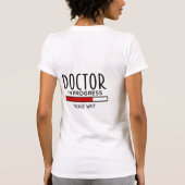 Doctor Progress Gelieve te wachten op Funny Med Sc T-shirt (Achterkant)