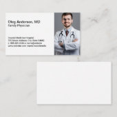 Doctor Smiling in Lab Coat Visitekaartje (Voorkant / Achterkant)