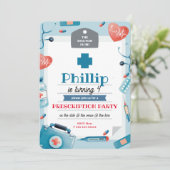 Doctor uitnodiging voor kinderen (Staand voorkant)