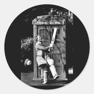 Doctor Who Peter Davison Cricket Tardis 1981 Tank Ronde Sticker