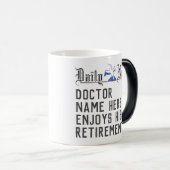 Doctor's Retirement Gift Headline Nieuws Magische Mok (Voorkant rechts)