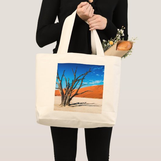 Dode boom in Deadvlei, Namibië Grote Tote Bag (Voorkant (product))