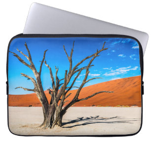 Dode boom in Deadvlei, Namibië Laptop Sleeve