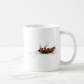Dode cockroach koffiemok