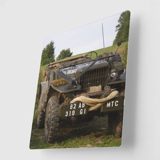 Dodge WC 57 Vierkante Klok (Hoek)