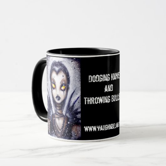 Dodging Knives en Throwing Bullets mok (Voorkant links)