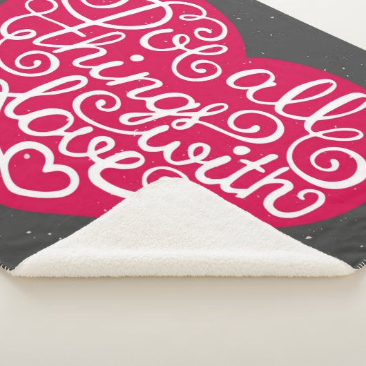 Doe alles met Love Red Sherpa Deken (3/4)