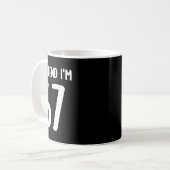Doe alsof ik 67 Meme Zes Zeven Grappig 67 Hallowee Koffiemok (Voorkant links)