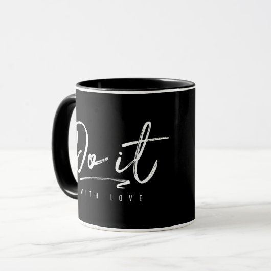 Doe het met de liefdeswitte achtergrondkleur mok (Voorkant links)