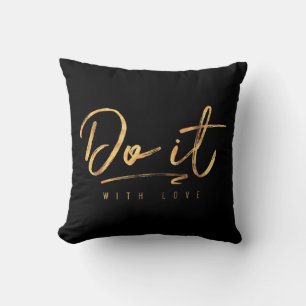 Doe het met Love Faux Gold Foil Kussen
