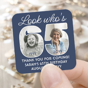 Doe-het-zelf kleuren • Kijk wie 65 is Verjaardagsf Vierkante Sticker