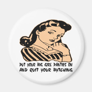 Doe je grote meid slipje aan en stop met je bytchi magneet