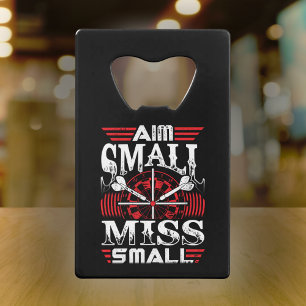 Doel Kleine Miss Small - Dart Speler Creditkaart Flessenopener