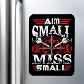 Doel Kleine Miss Small - Dart Speler Magneet