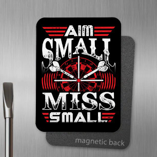 Doel Kleine Miss Small - Dart Speler Magneet