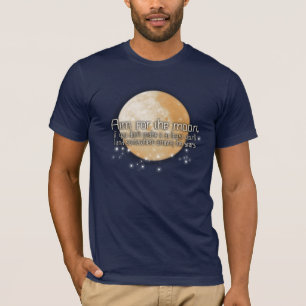 Doel van het donkere t-shirt voor de maan