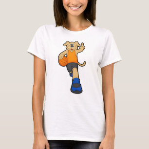 Dog als Basketball-speler met Basketball T-shirt