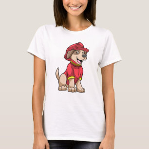 Dog als brandweerman met brandhelm t-shirt