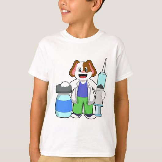 Dog als dokter met spuit t-shirt (Voorkant)