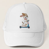 Dog als wandelaar met scooter trucker pet (Voorkant)