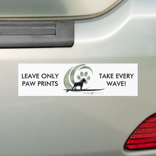 Dog Beach bumper sticker (Op auto)