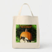 Dog beschermt grote pompoen Funny Halloween Tote Bag (Voorkant)
