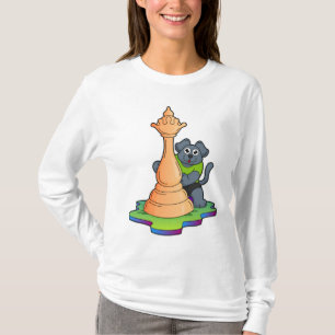 Dog bij Chess met Chess T-shirt