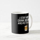 Dog Blijf thuis Drink Bourbon en laat de hond los Koffiemok (Voorkant rechts)