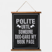 Dog Ear Books Humor Hangend Wandkleed (Voorkant)