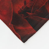 Dog en Kitten ingebed in rode rozen Fleece Deken (Hoek)