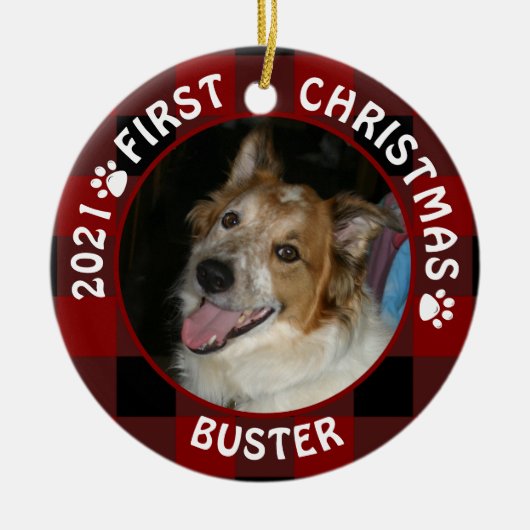 Dog FIRST CHRISTMAS Red Buffalo Pset 2 Foto Keramisch Ornament (Voorkant)