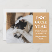 Dog Gone Year Funny Cognac Pet Foto Feestdagenkaart (Voorkant)