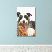 Dog in mandje 2 canvas afdruk (Insitu (Houten vloer))