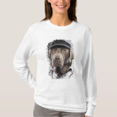 Dog in sweater en pet t-shirt (Voorkant)
