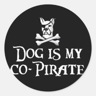 Dog is mijn Co-Pirate Ronde Sticker