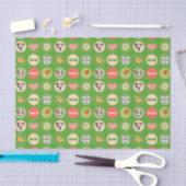 Dog Love on Green Tissuepapier (Craft)
