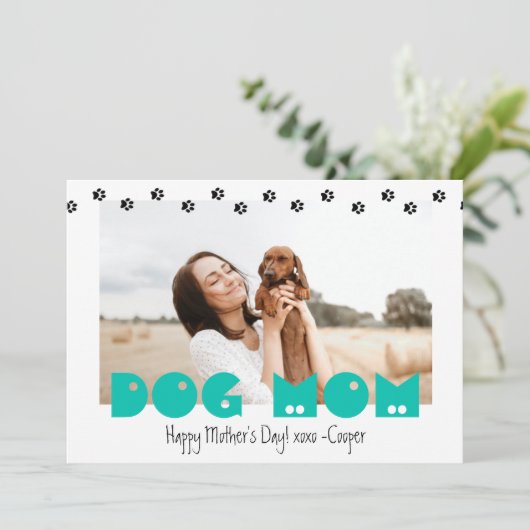 Dog mama | Pawprinters | Aangepaste Moederdag Feestdagenkaart (Staand voorkant)
