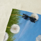 Dog met Dandelion Strandlaken (In situ)