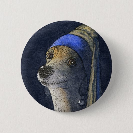 Dog met pareloorring ronde button 5,7 cm (Voorkant)