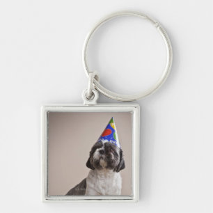 Dog met verjaardag sleutelhanger