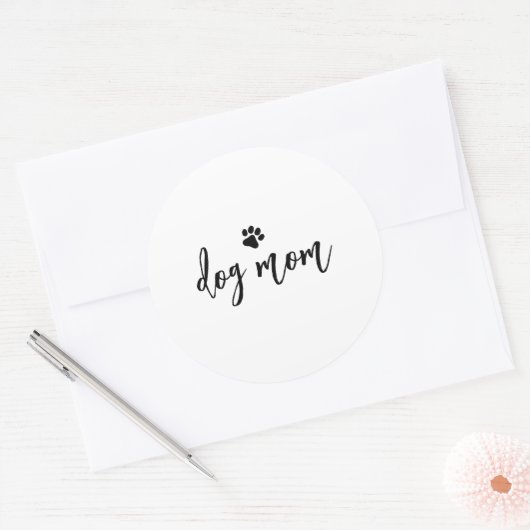 Dog mom ronde sticker (Envelop)