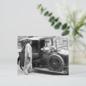 Dog Nanny en Chauffeur, jaren 20 Briefkaart (Staand voorkant)