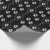 Dog of Wolf Track op zwart omslagpapier Cadeaupapier (Hoek)