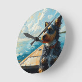 Dog on a boat ronde klok (Hoek)
