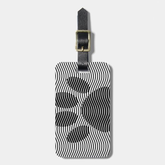 Dog Paw-afdrukken op zwarte en witte golven Bagagelabel (Voorkant verticaal)