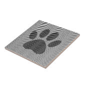 Dog Paw-afdrukken op zwarte en witte golven Tegeltje (Zijkant)